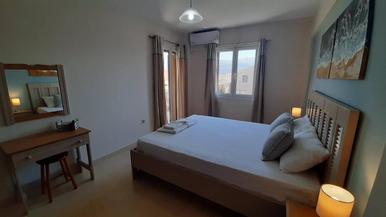 Tasias Apartments Lixouri Buitenkant foto